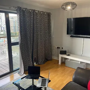  Apartment Remo Near Canary Wharf & 02 Arena