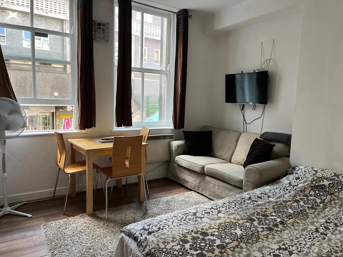Safran House Apartment London